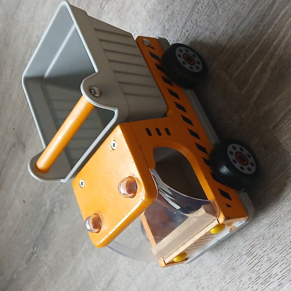 Wooden Hape dump truck